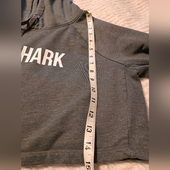 Gymshark Cropped Hoodie - Picture 7 of 7